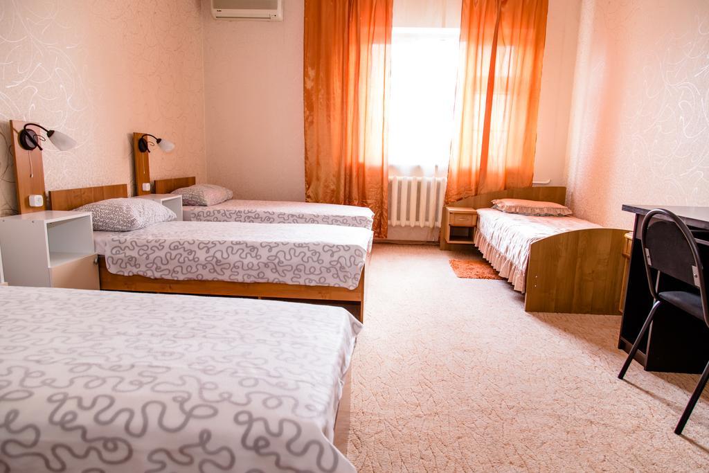 Hostel Lira Krasnodar Habitación foto
